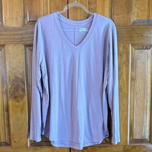 Women’s AKHG by Duluth Trading Bamboo Long Sleeve Tee